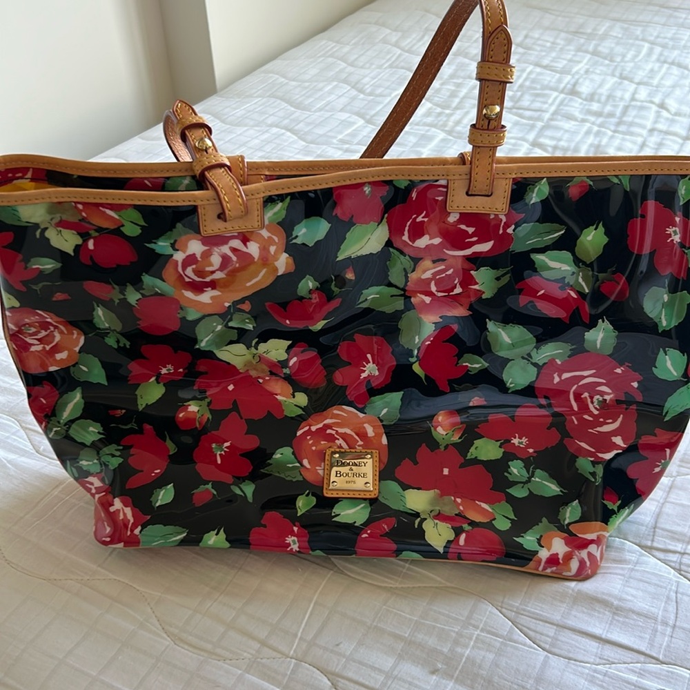 Dooney and Bourke rose tote bag